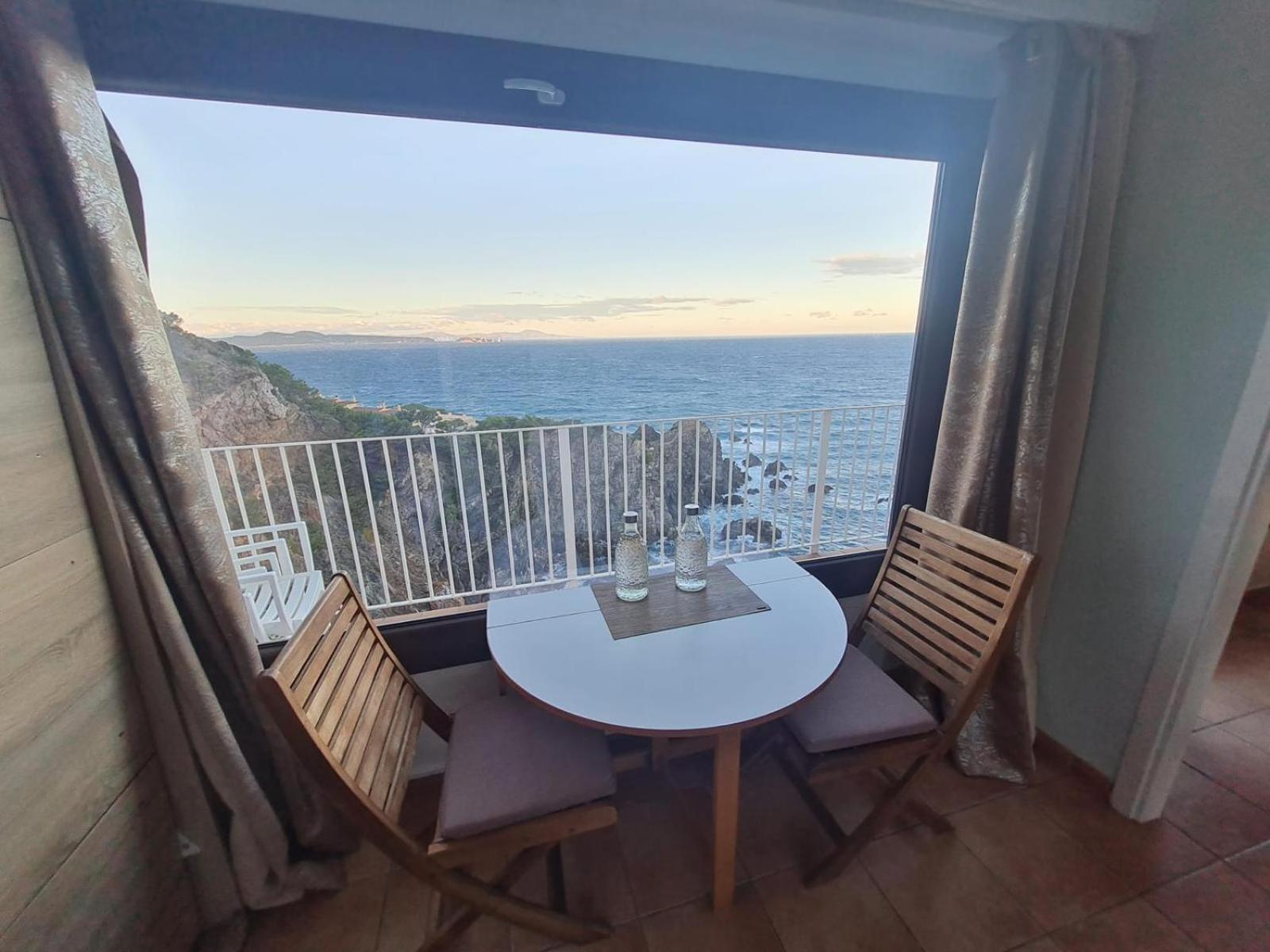 Capsasalbegur74 Terraza Sobre Mar Piscina Del Mar公寓 外观 照片